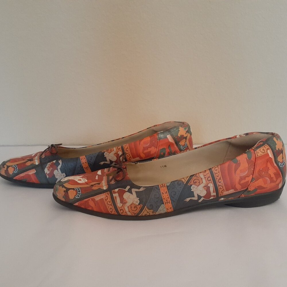 Icon Wearable Art Eastern/Buddha Shoes - Picture 5 of 10